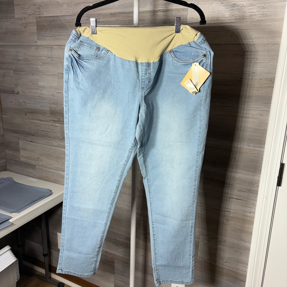 Hybrid & Company Light Blue Maternity Jeggings 668